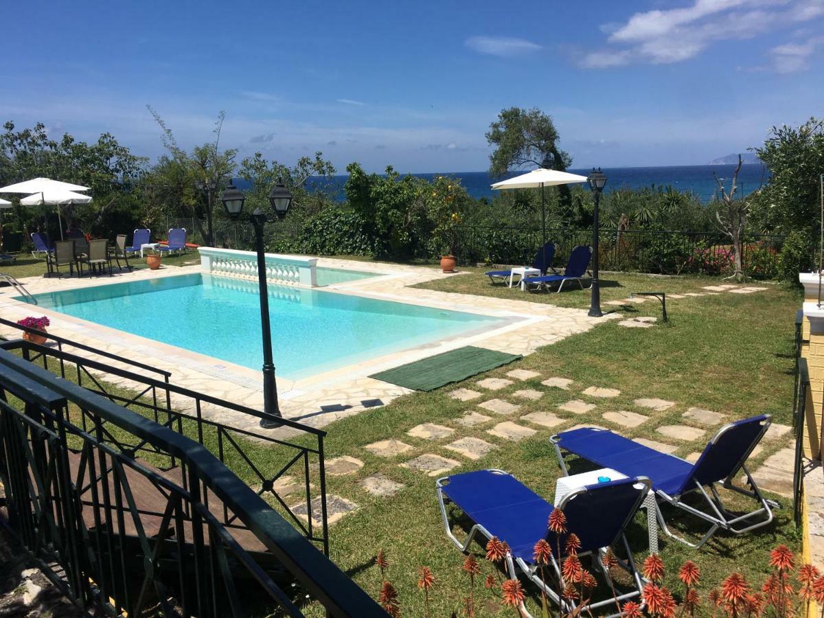 Pension Skala Ágios Matthaíos Exterior foto